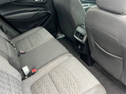 Used 2022 Chevrolet Equinox LT image 19