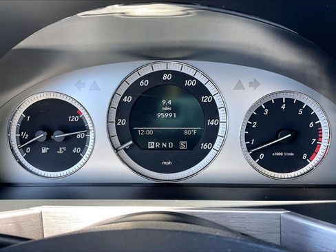 Used 2010 Mercedes-Benz GLK 350 4MATIC image 20