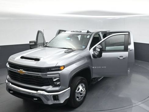 Used 2025 Chevrolet Silverado 3500 LT w/ All Star Edition AWD/4WD image 54