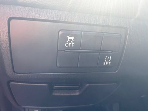 Used 2017 MAZDA MAZDA6 Touring FWD image 12