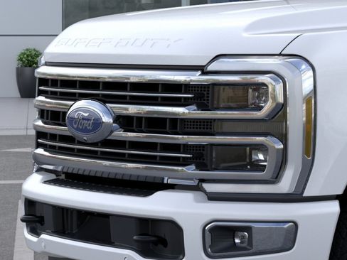 New 2026 Ford F250 Platinum w/ Platinum Plus Package AWD/4WD image 17