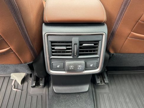 Used 2021 Subaru Forester Touring AWD/4WD image 18