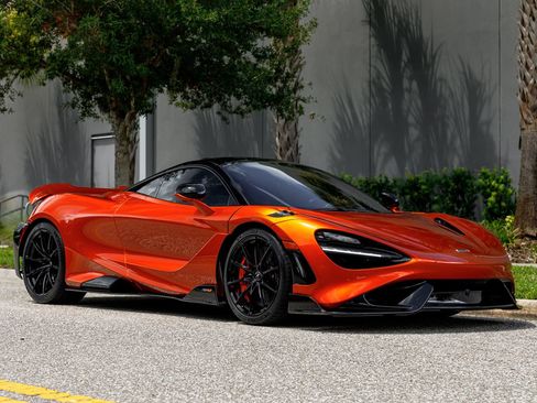 Used 2021 McLaren 765LT RWD image 22