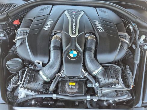 Used 2019 BMW M550i xDrive image 22