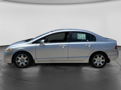 Used 2010 Honda Civic LX image 5