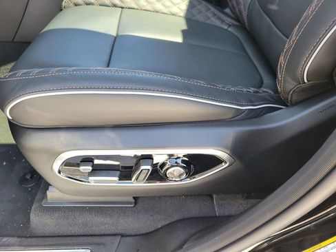 New 2026 Jeep Grand Cherokee Summit AWD/4WD image 15