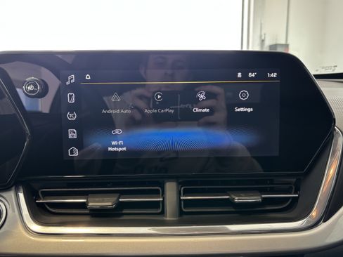 New 2026 Chevrolet Trax LT w/ Driver Confidence Package FWD image 13