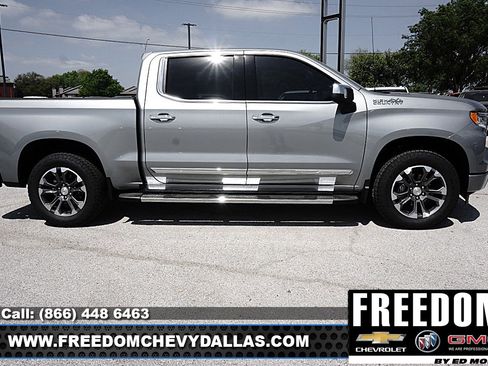 New 2025 Chevrolet Silverado 1500 High Country w/ Technology Package AWD/4WD image 8