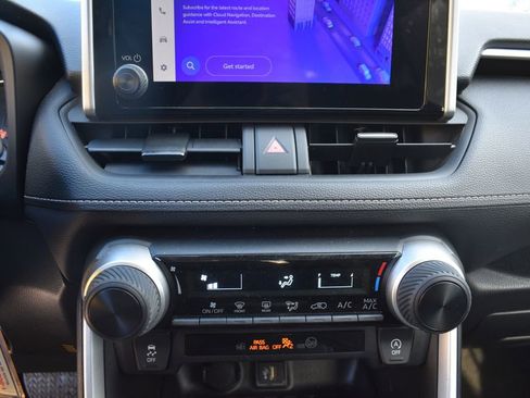 Used 2025 Toyota RAV4 LE image 19