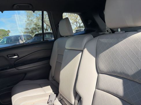 Used 2021 Honda Passport Touring image 9