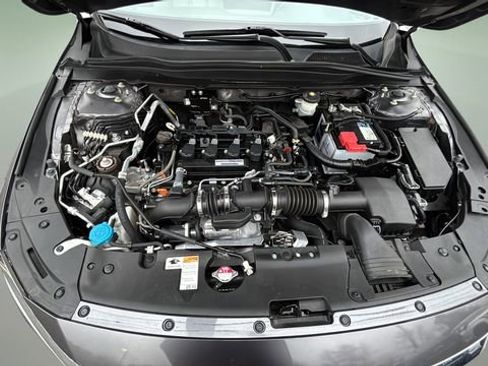 Used 2020 Honda Accord EX image 33