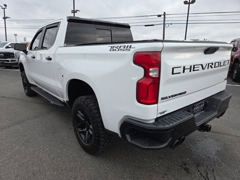 Used 2020 Chevrolet Silverado 1500 LT Trail Boss image 4