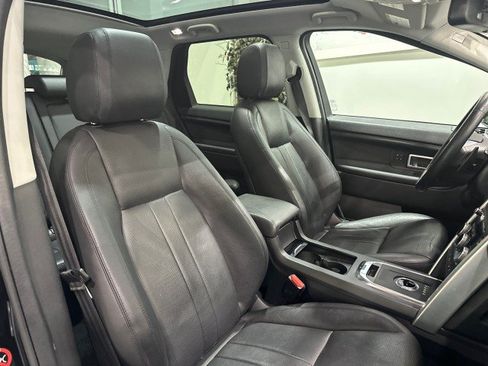 Used 2019 Land Rover Discovery Sport HSE AWD/4WD image 51