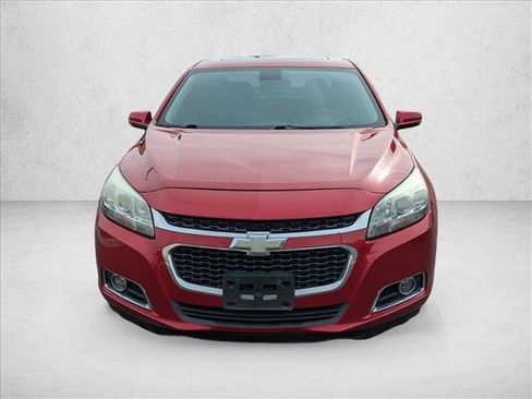 Used 2014 Chevrolet Malibu LT image 2