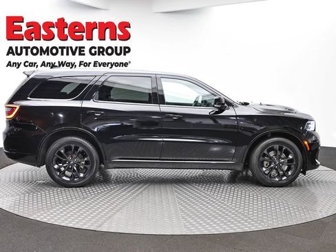 Used 2022 Dodge Durango R/T w/ Blacktop Package AWD/4WD image 4