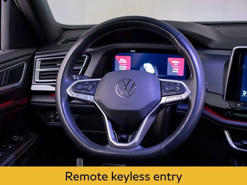Used 2024 Volkswagen Atlas Cross Sport SEL R-Line AWD/4WD image 11