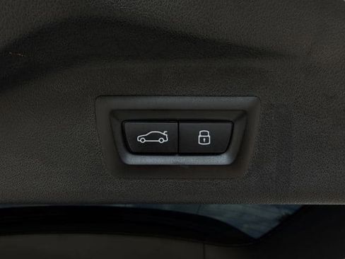 Used 2024 BMW X7 M60i w/ Executive Package AWD/4WD image 35