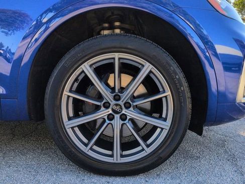 Used 2022 Audi SQ5 Premium w/ Convenience Package image 11