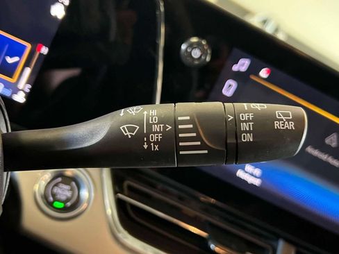 Used 2024 Chevrolet Trax LT FWD image 20