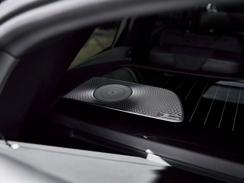 Used 2024 Mercedes-Benz Maybach GLS 600 4MATIC image 21