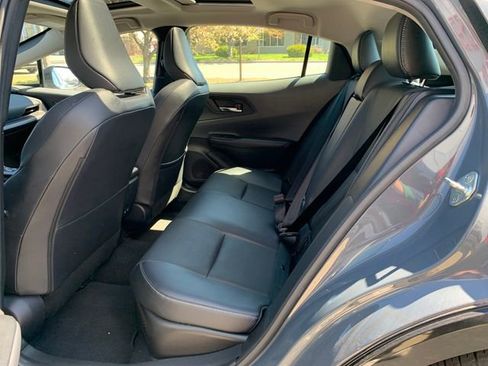 Used 2023 Toyota Prius Limited w/ Limited Premium Package FWD image 27