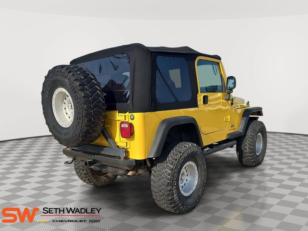 Used 2004 Jeep Wrangler 4WD image 7