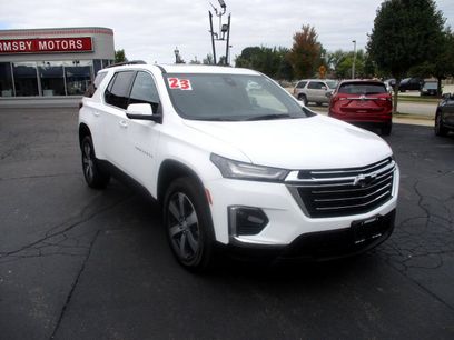 Used 2023 Chevrolet Traverse LT
