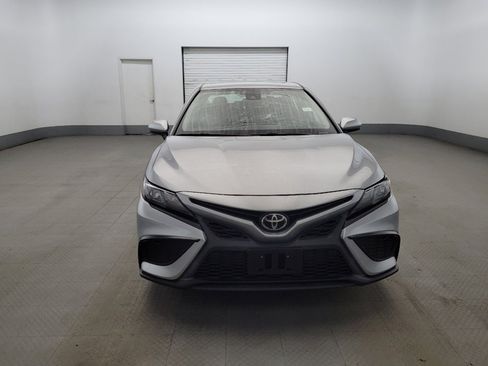 Used 2021 Toyota Camry SE FWD image 14