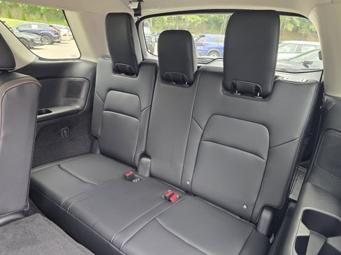 New 2026 Nissan Pathfinder Platinum w/ Cargo Package FWD image 11