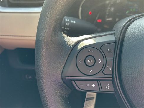 New 2025 Toyota RAV4 XLE image 19