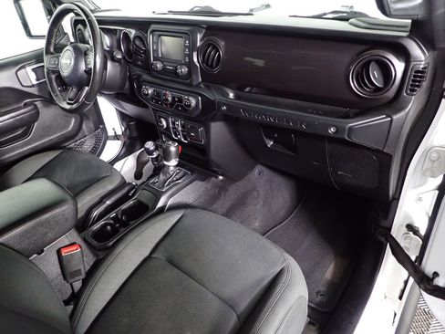 Used 2020 Jeep Wrangler Unlimited Sport image 33