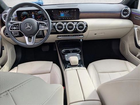 Certified 2022 Mercedes-Benz A 220 4MATIC image 15