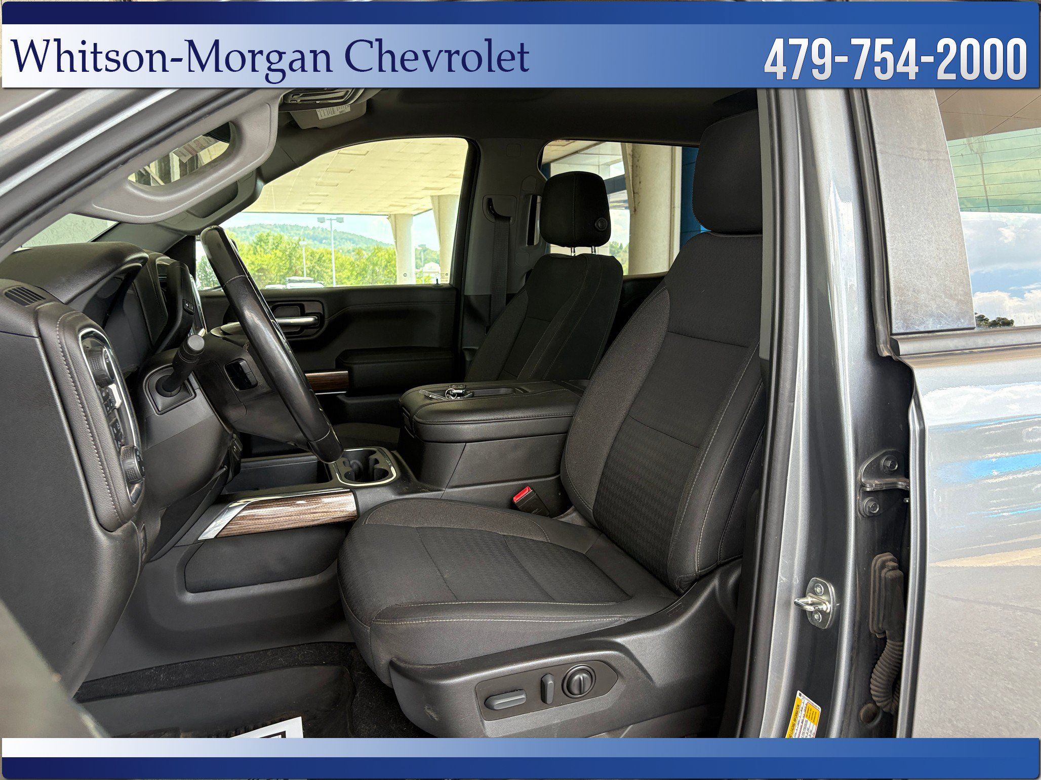 Used 2021 Chevrolet Silverado 1500 RST w/ Z71 Off-Road Package AWD/4WD image 9