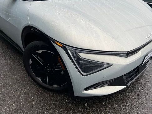 New 2025 Kia EV6 Wind image 2