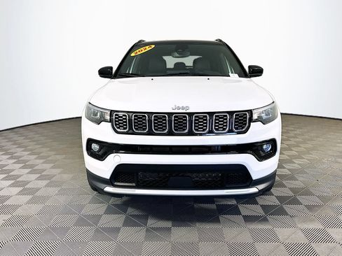 Certified 2024 Jeep Compass Limited AWD/4WD image 4