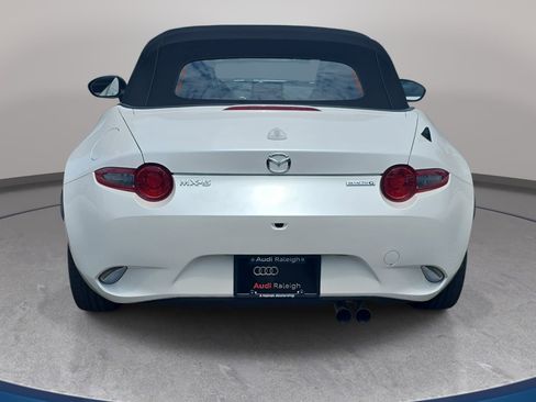 Used 2023 MAZDA MX-5 Miata Grand Touring RWD image 7