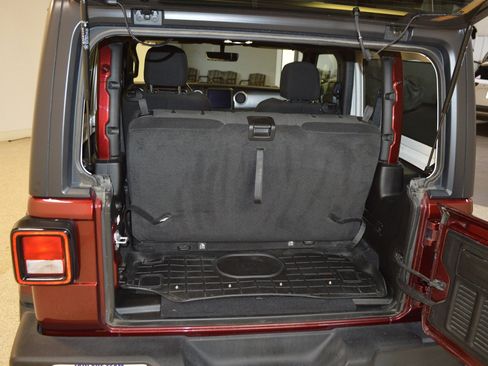 Used 2021 Jeep Wrangler Sport image 13