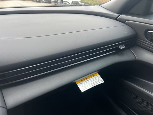 Certified 2026 Hyundai Elantra SEL Sport Premium FWD image 28