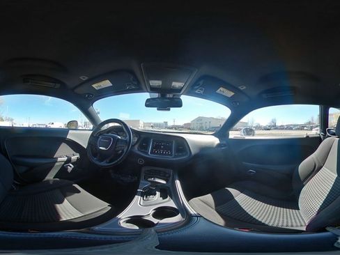 Used 2023 Dodge Challenger SXT image 42