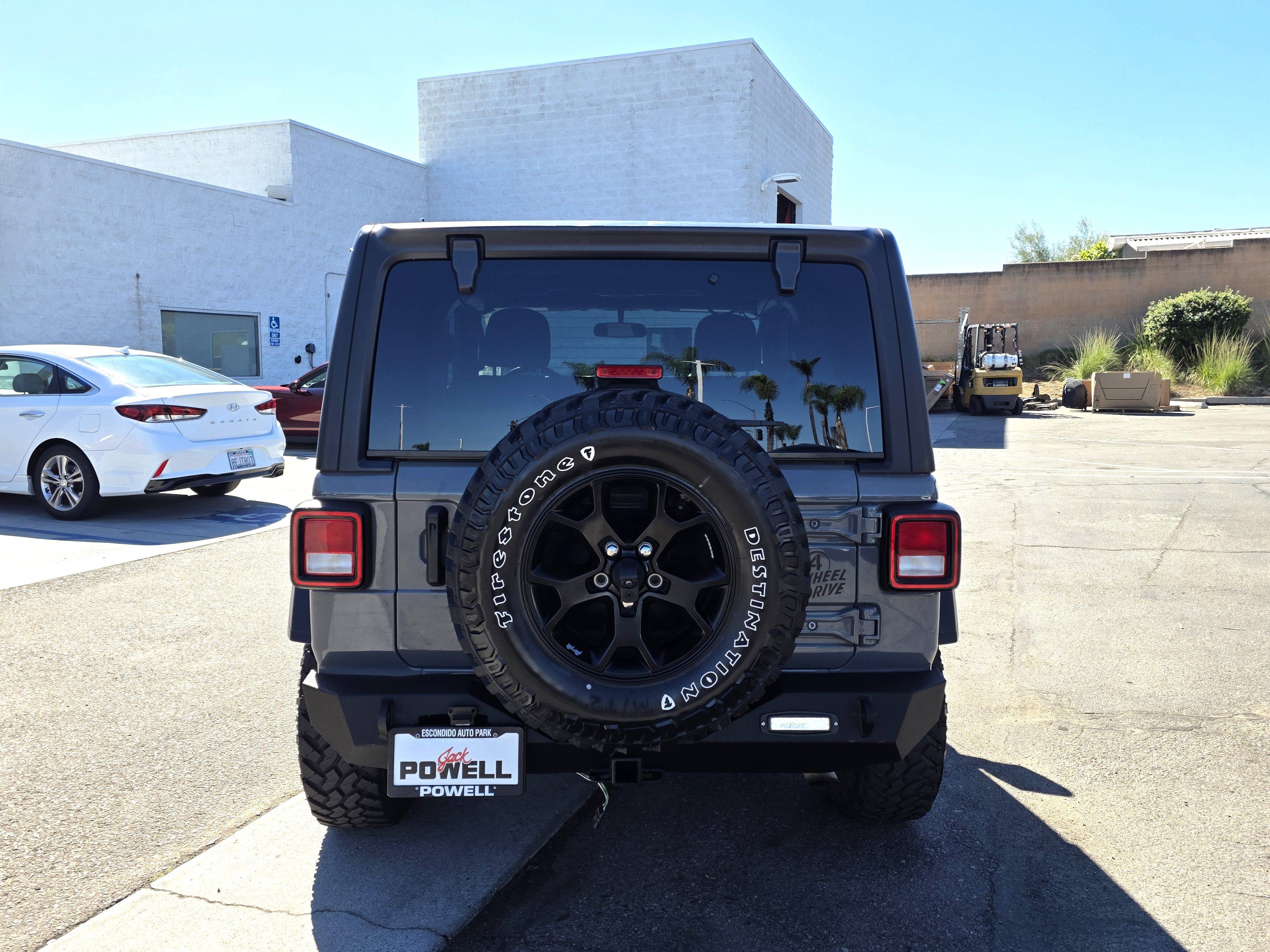 Used 2022 Jeep Wrangler Sport AWD/4WD image 4