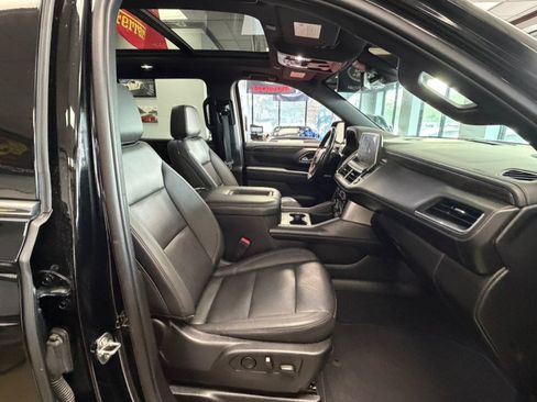 Used 2022 Chevrolet Suburban LT w/ LT Signature Plus Package AWD/4WD image 58