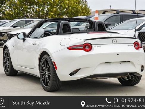 New 2026 MAZDA MX-5 Miata Club w/ Interior Package RWD image 6