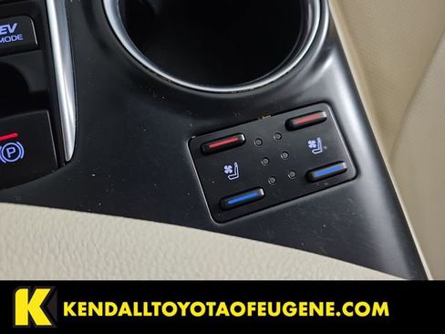 Used 2020 Toyota Camry XLE w/ Driver Assist Package image 15