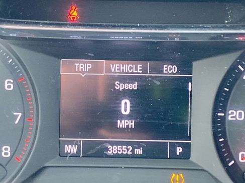 Used 2021 Chevrolet TrailBlazer LT w/ Convenience Package image 12