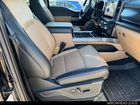 Used 2023 Ford F250 Lariat w/ Lariat Ultimate Package image 12
