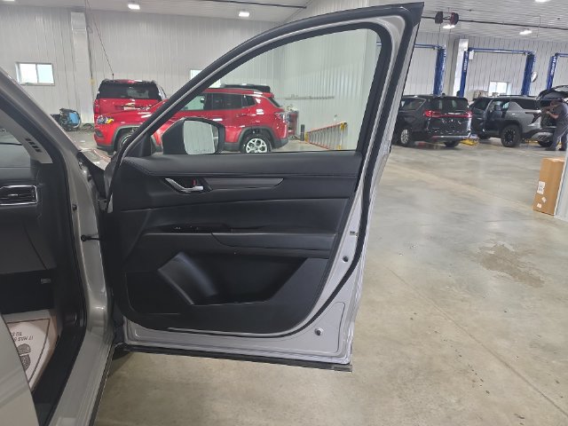 Used 2025 MAZDA CX-5 AWD 2.5 S w/ Preferred Package image 31