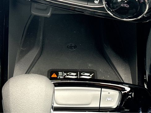 New 2025 Chevrolet Trax ACTIV w/ Driver Confidence Package image 36