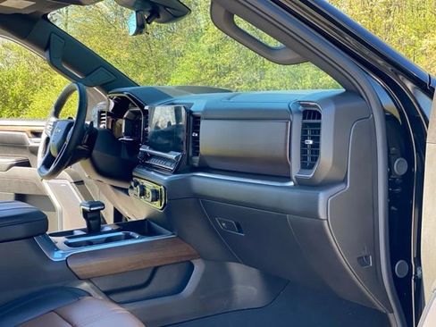 Certified 2026 Chevrolet Silverado 1500 High Country w/ Technology Package image 22