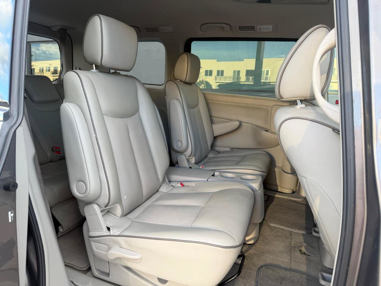 Used 2016 Nissan Quest SV w/ Leather Package FWD image 22