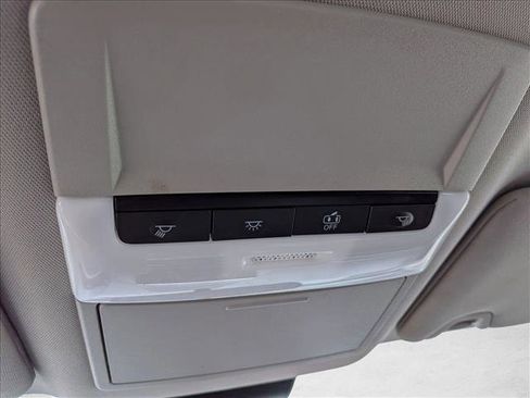 Used 2024 Nissan Altima 2.5 SV FWD image 11